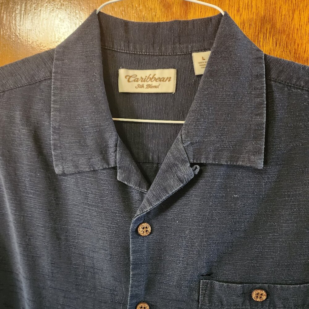 Men's Large Caribbean Blue 100% Silk Hawaiian Short Sleeve Button Down Shirt